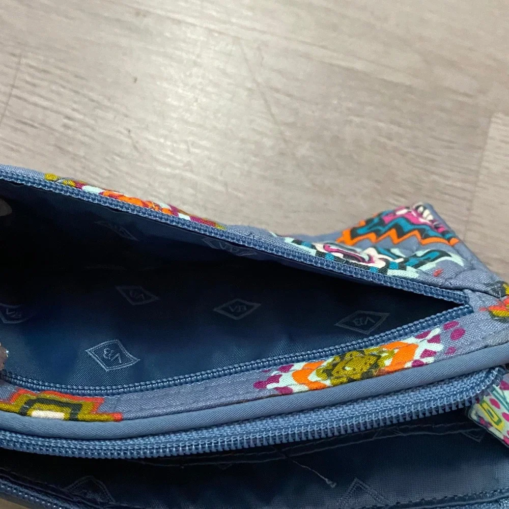 Vera Bradley Wallet Womens OS Blue Geometric Quilted